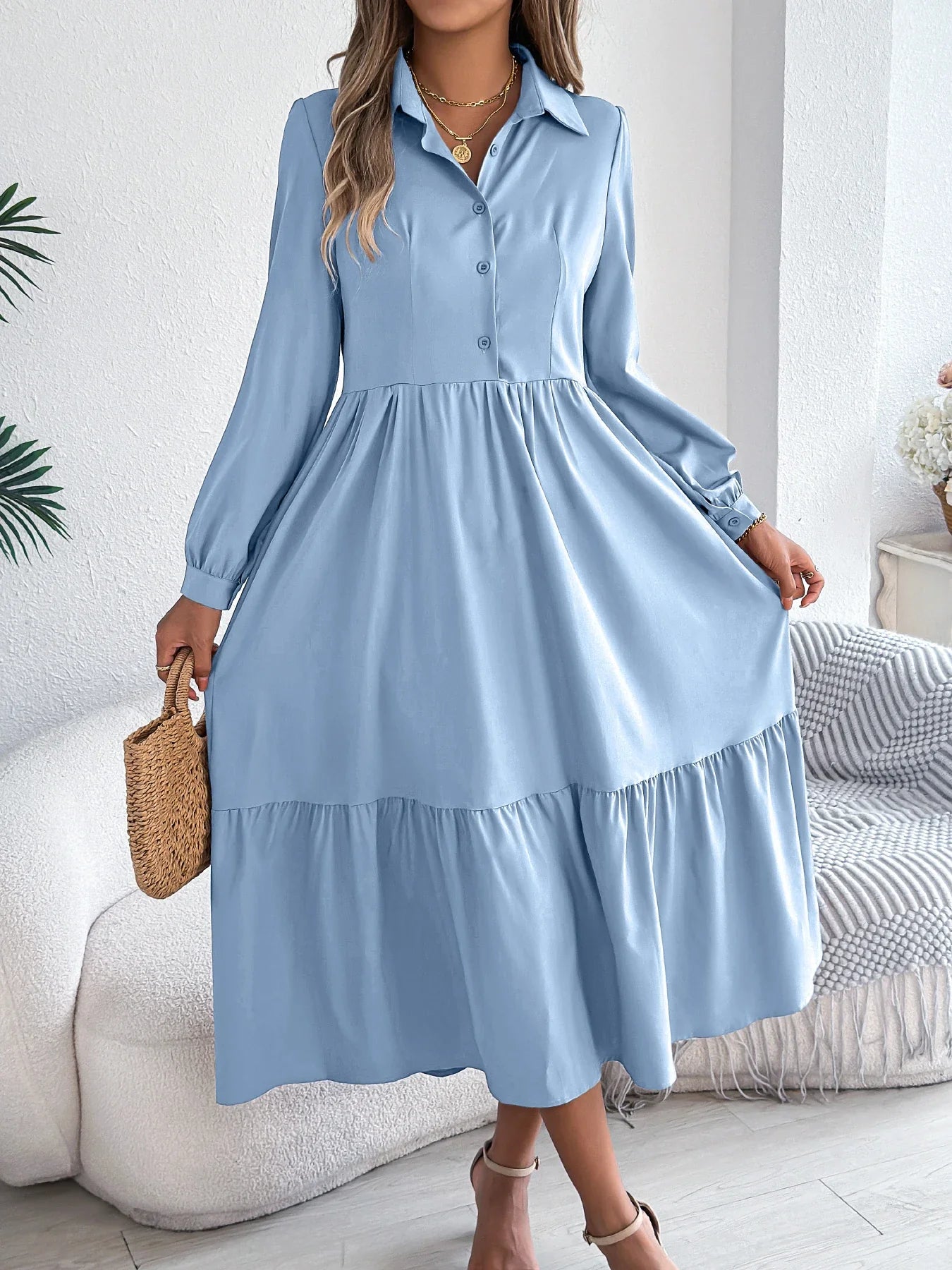 Britt- Casual Long Sleeved dress