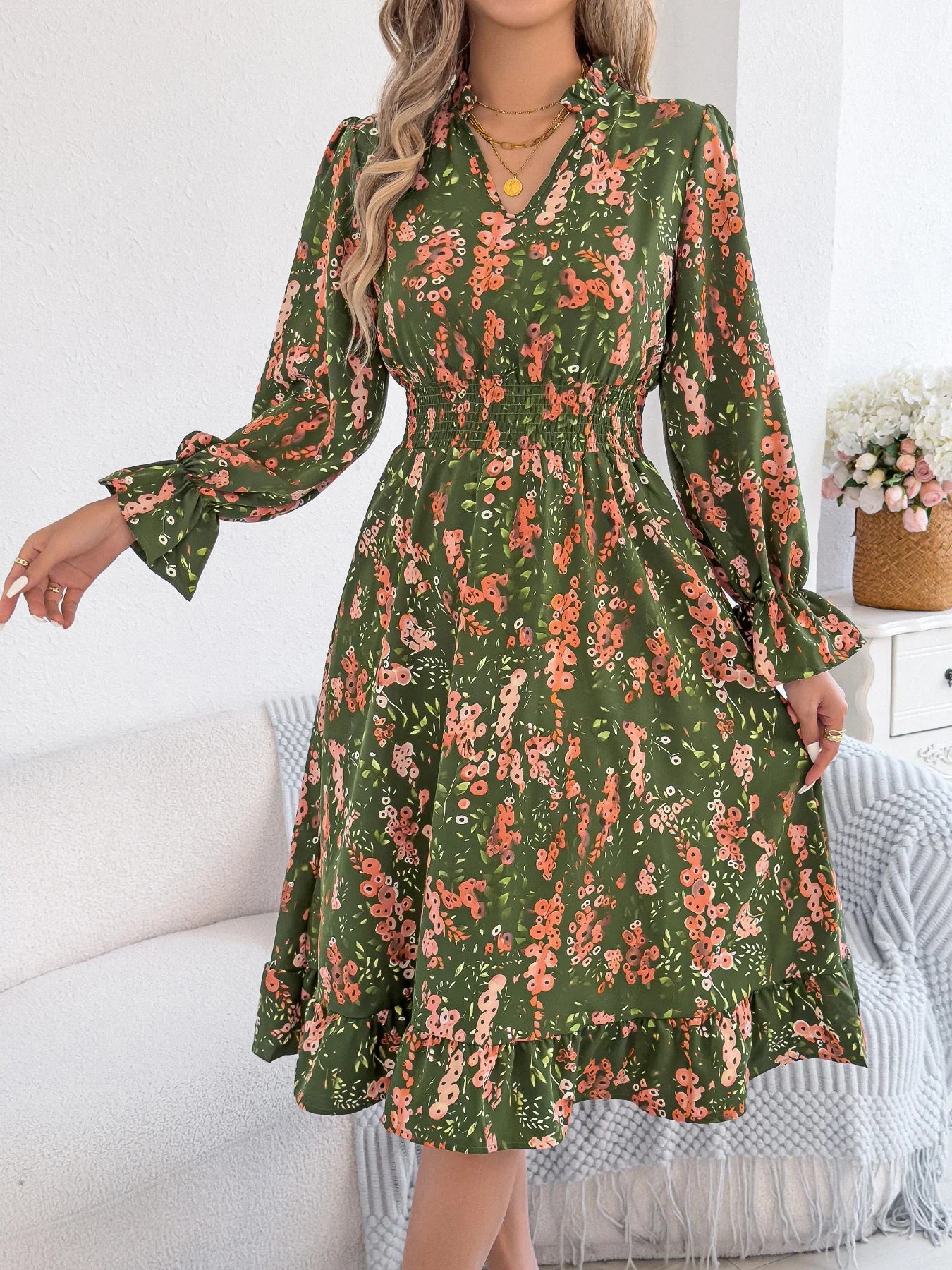 Monique- Elegant Floral Print Dress