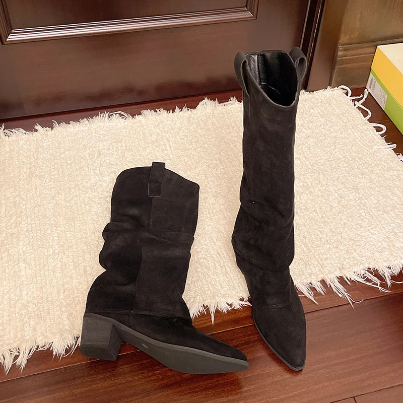 Lola- Vintage Woman Knee High Boots